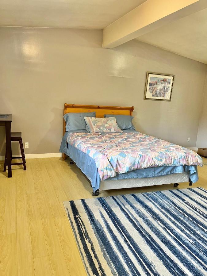 פורט קוקויטלם Whole Suite To Yourself At Coquitlam Centre! מראה חיצוני תמונה