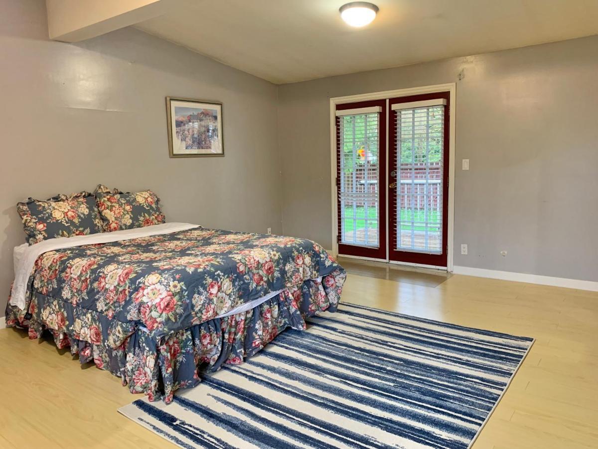 פורט קוקויטלם Whole Suite To Yourself At Coquitlam Centre! מראה חיצוני תמונה